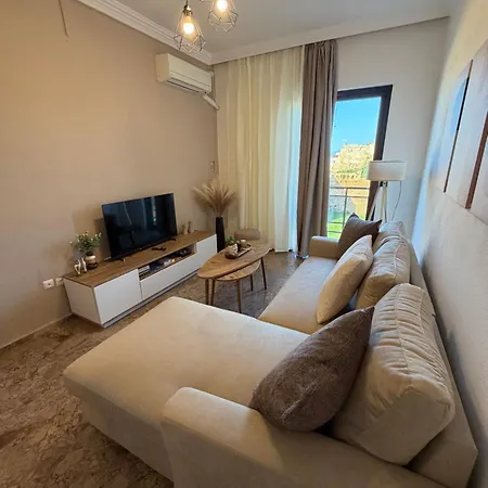 Апартаменти Chania Sea View 9' To Center, Beach, Old Town